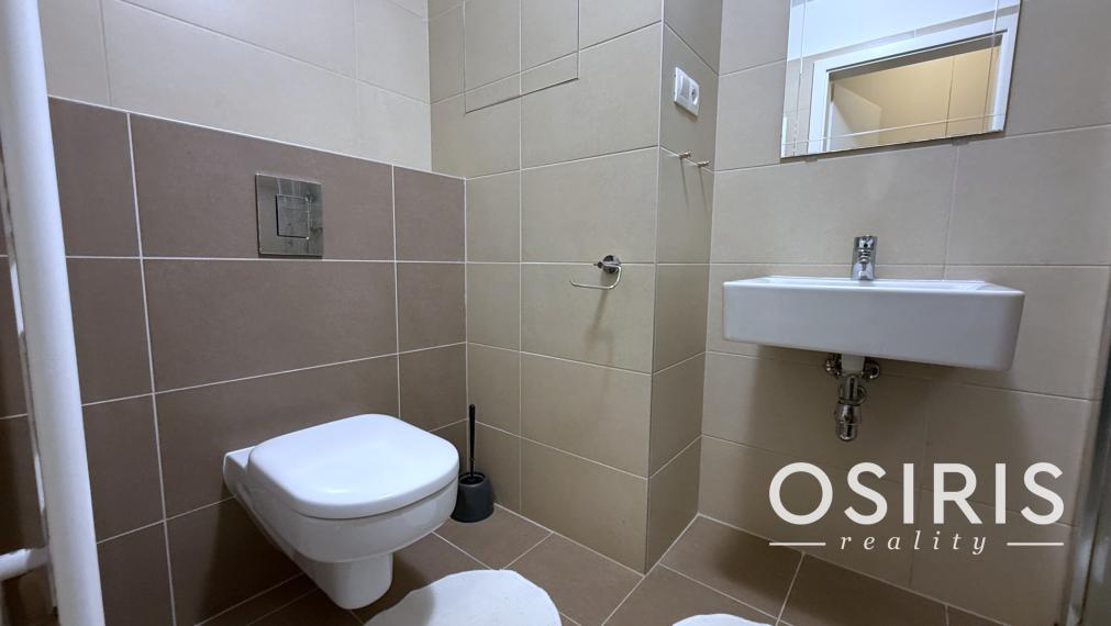 Zariadený 1i byt s balkónom, novostavba 2017 Slnečnice, parkovacie miesto