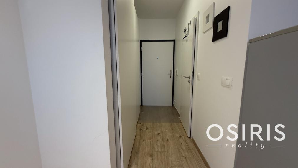 Zariadený 1i byt s balkónom, novostavba 2017 Slnečnice, parkovacie miesto