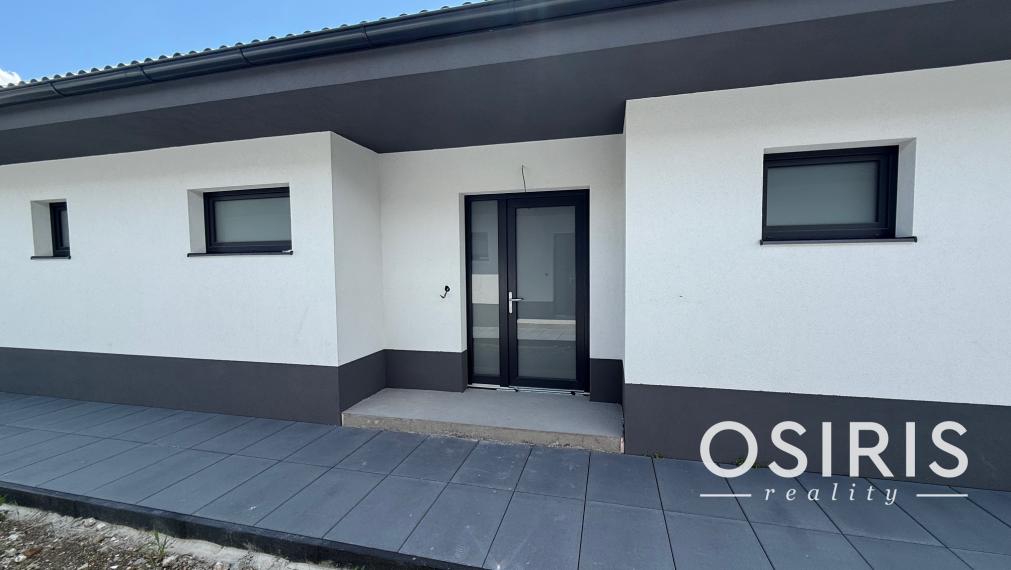 Moderný 5-izbový rodinný dom Orechová Potôň