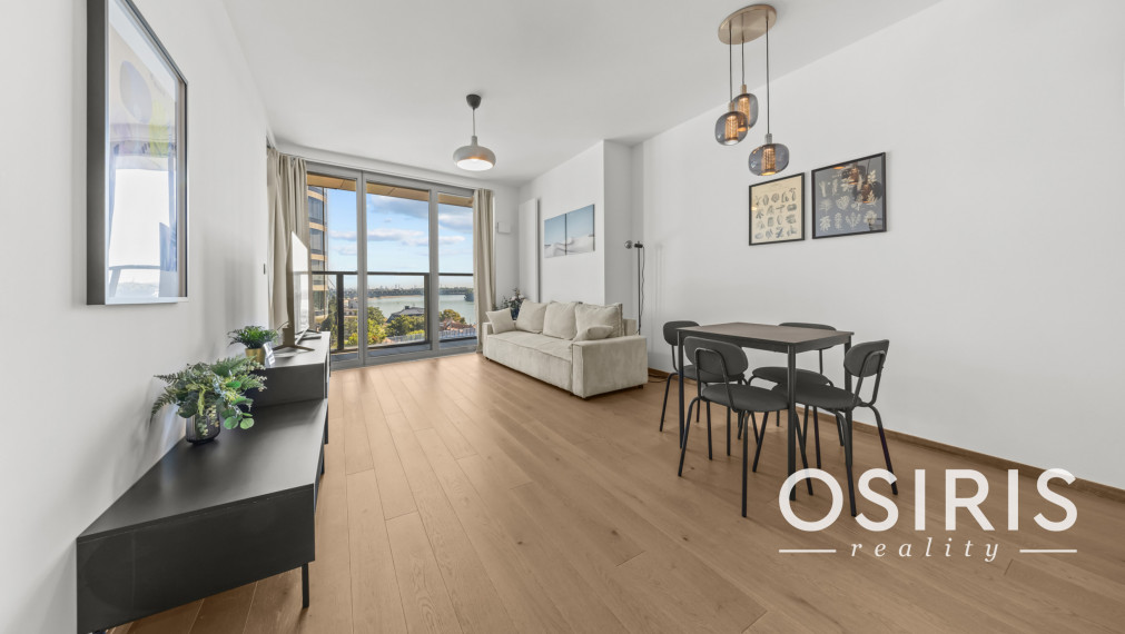 Klimatizovaný 2 izbový byt s terasou v Eurovea Tower, 1x parkovanie