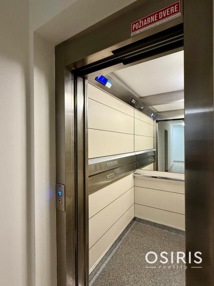 Krásny, slnečný 2 izbový byt v Slnečniciach