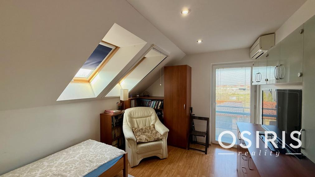 Klasický, 5 izbový rodinný dom vo výbornej lokalite