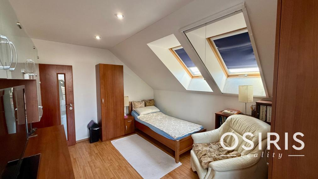 Klasický, 5 izbový rodinný dom vo výbornej lokalite