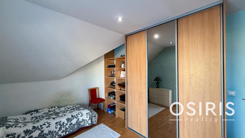 Klasický, 5 izbový rodinný dom vo výbornej lokalite