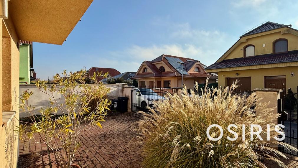 Klasický, 5 izbový rodinný dom vo výbornej lokalite