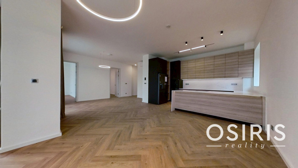 Nadštandardný klimatizovaný 5i byt 160 m2 + záhrada 100 m2, Holubyho ul.