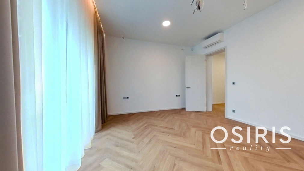 Nadštandardný klimatizovaný 5i byt 160 m2 + záhrada 100 m2, Holubyho ul.