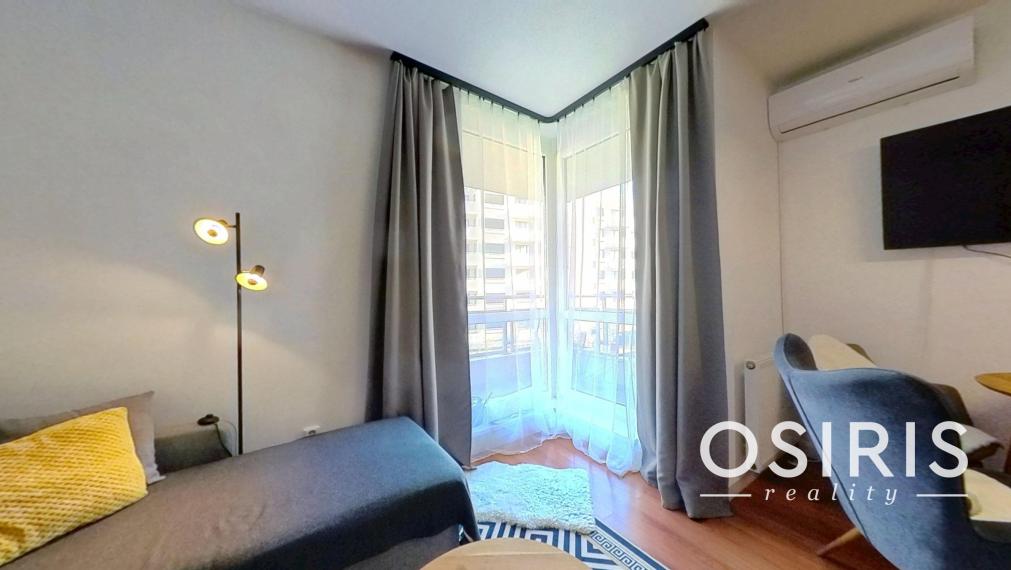 Na prenájom klimatizovaný 2i byt s balkónom, Ružinov, parkovanie