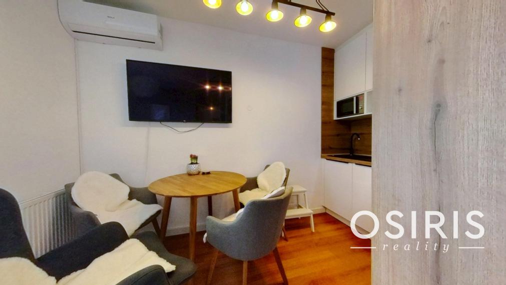 Na prenájom klimatizovaný 2i byt s balkónom, Ružinov, parkovanie