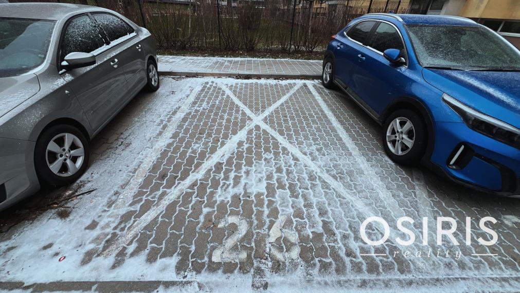 Na prenájom klimatizovaný 2i byt s balkónom, Ružinov, parkovanie