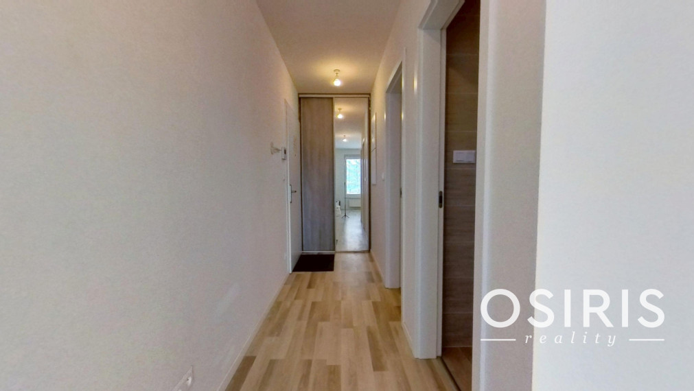 Klimatizovaný 2i byt s balkónom v novostavbe Jarabinky, novostavba 2020