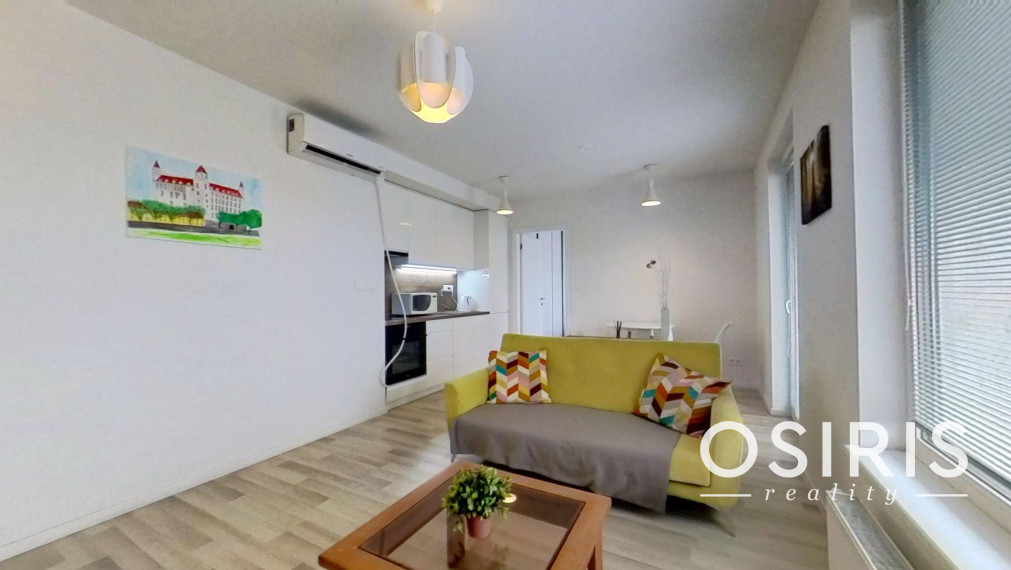 Klimatizovaný 2i byt s balkónom v novostavbe Jarabinky, novostavba 2020