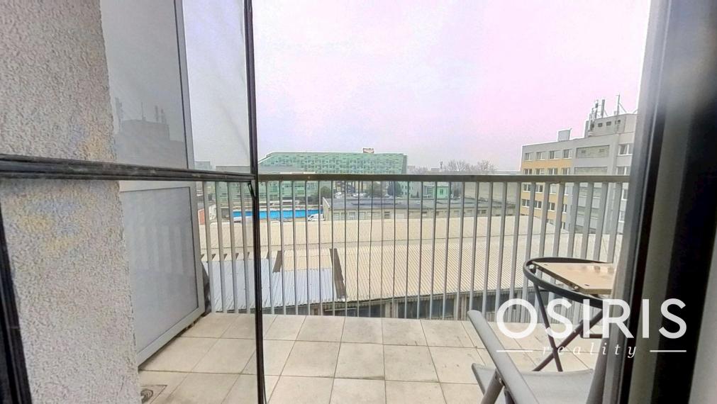 Klimatizovaný 2i byt s balkónom v novostavbe Jarabinky, novostavba 2020