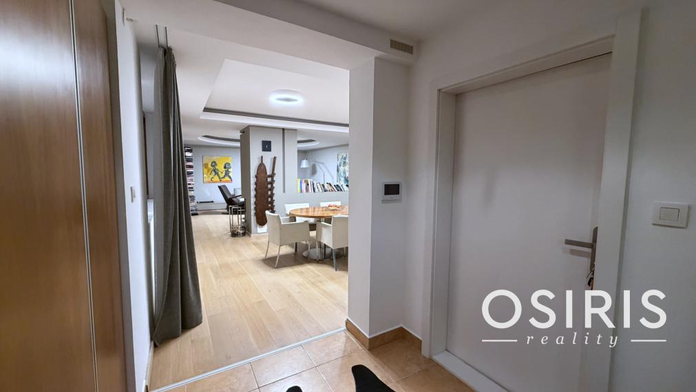 Prenájom priestranného mezonetu s terasou ,Tichá ulica - Staré Mesto