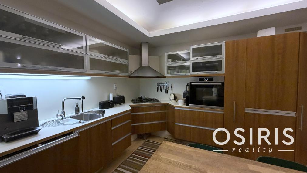 Prenájom priestranného mezonetu s terasou ,Tichá ulica - Staré Mesto