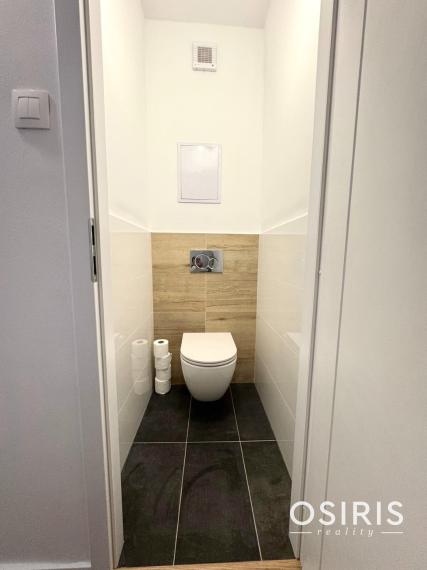 Práve zrekonštruovaný 1 i byt v obľúbenej lokalite, Tilgnerova ulica, Bratislava - Karlova Ves