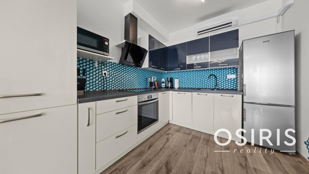 Klimatizovaný 2i byt s balkónom, novostavba 2019, parkovacie miesto