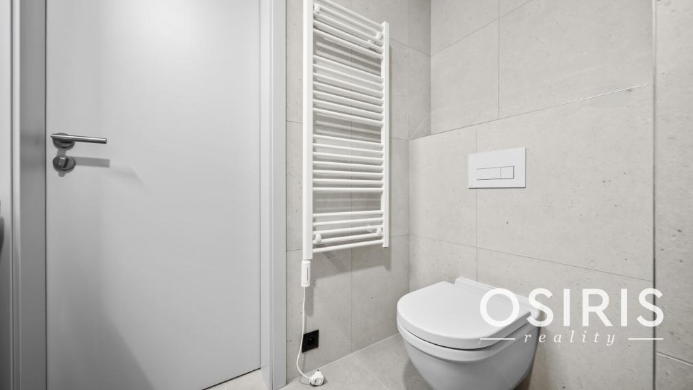 Klimatizovaný kancelársky priestor v Metropolise, 1x parkovanie