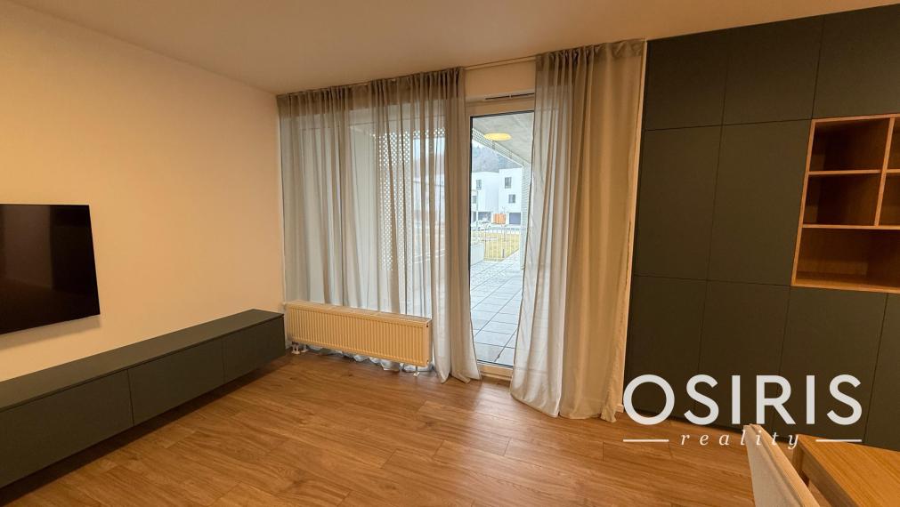 Zariadený 3-izbový byt s balkónom, v novostavbe z r. 2026 - Agáty, Dúbravka