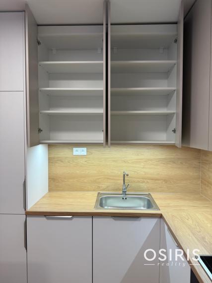 Zariadený 3-izbový byt s balkónom, v novostavbe z r. 2026 - Agáty, Dúbravka