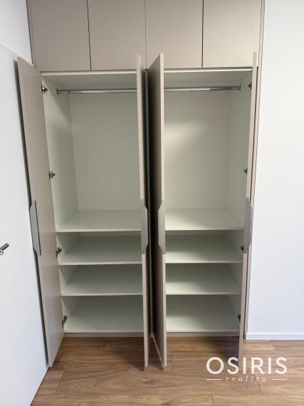 Zariadený 3-izbový byt s balkónom, v novostavbe z r. 2026 - Agáty, Dúbravka