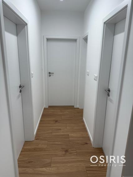 Zariadený 3-izbový byt s balkónom, v novostavbe z r. 2026 - Agáty, Dúbravka