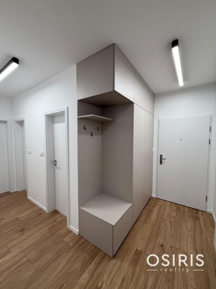 Zariadený 3-izbový byt s balkónom, v novostavbe z r. 2026 - Agáty, Dúbravka