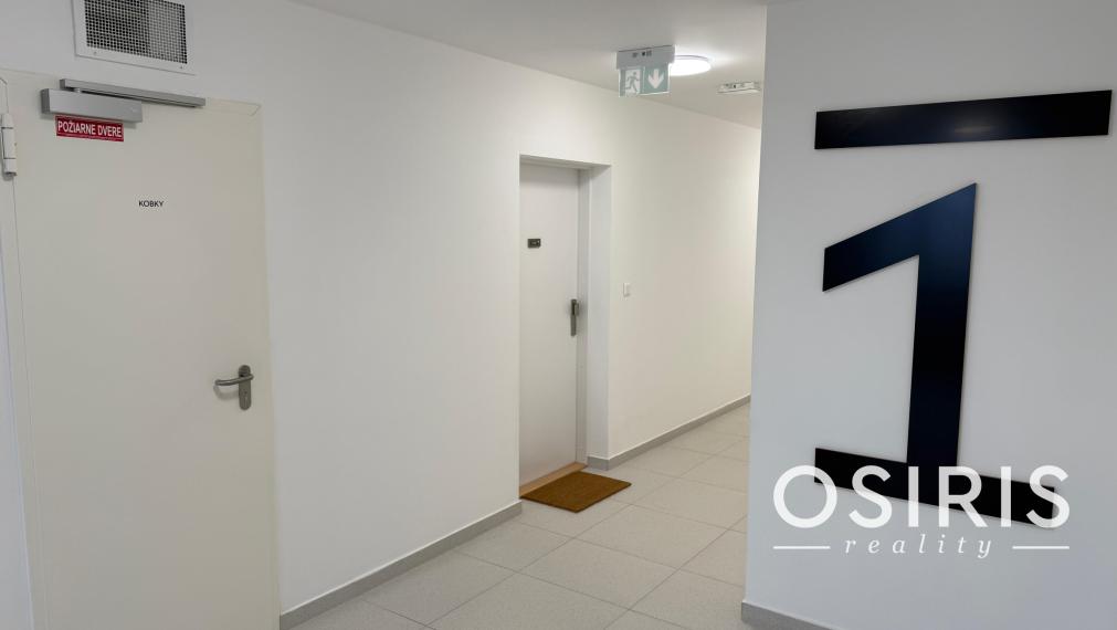 Na prenájom zariadený 3-izbový byt v novostavbe Agáty , Dúbravka