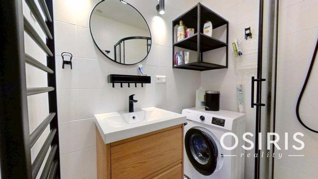 Klimatizovaný 4-izbový byt, v úplnom centre mesta, Laurinská ul.