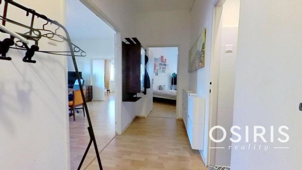 Klimatizovaný 4-izbový byt, v úplnom centre mesta, Laurinská ul.