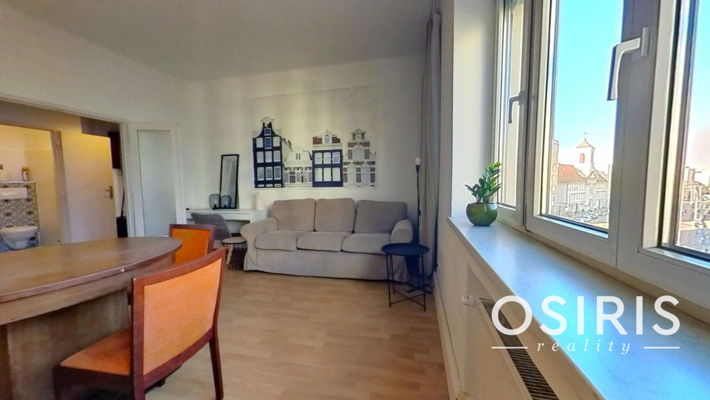 Klimatizovaný 4-izbový byt, v úplnom centre mesta, Laurinská ul.