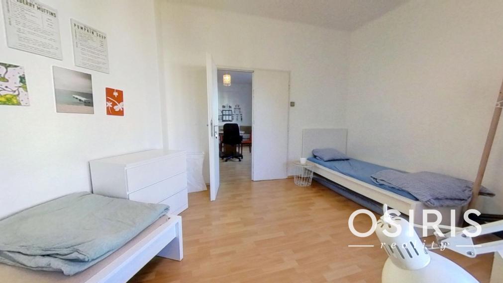 Klimatizovaný 4-izbový byt, v úplnom centre mesta, Laurinská ul.