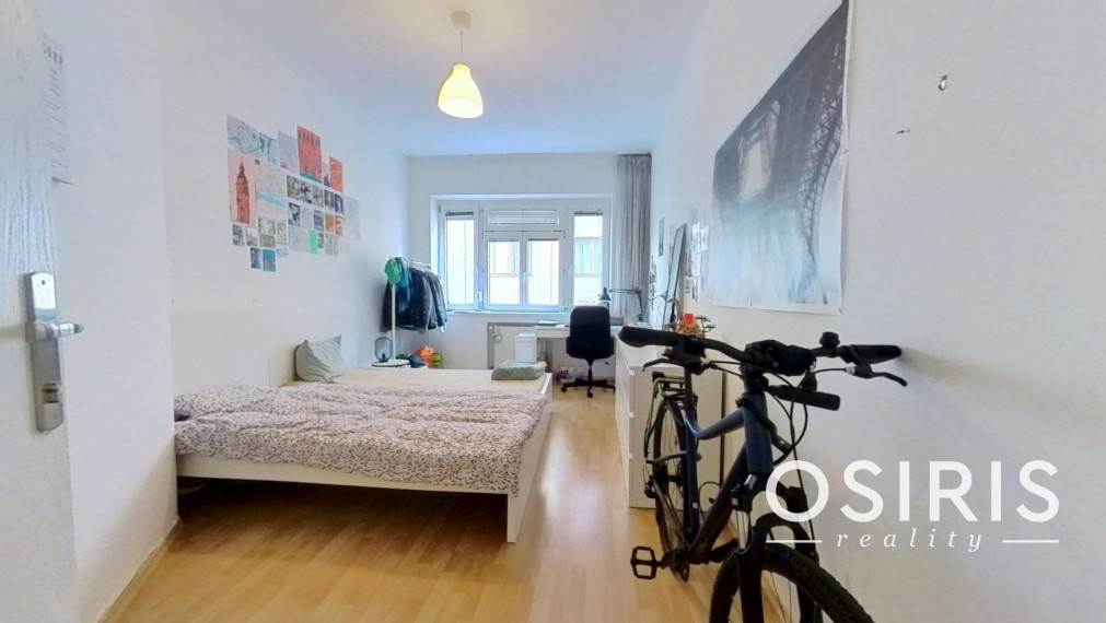 Klimatizovaný 4-izbový byt, v úplnom centre mesta, Laurinská ul.