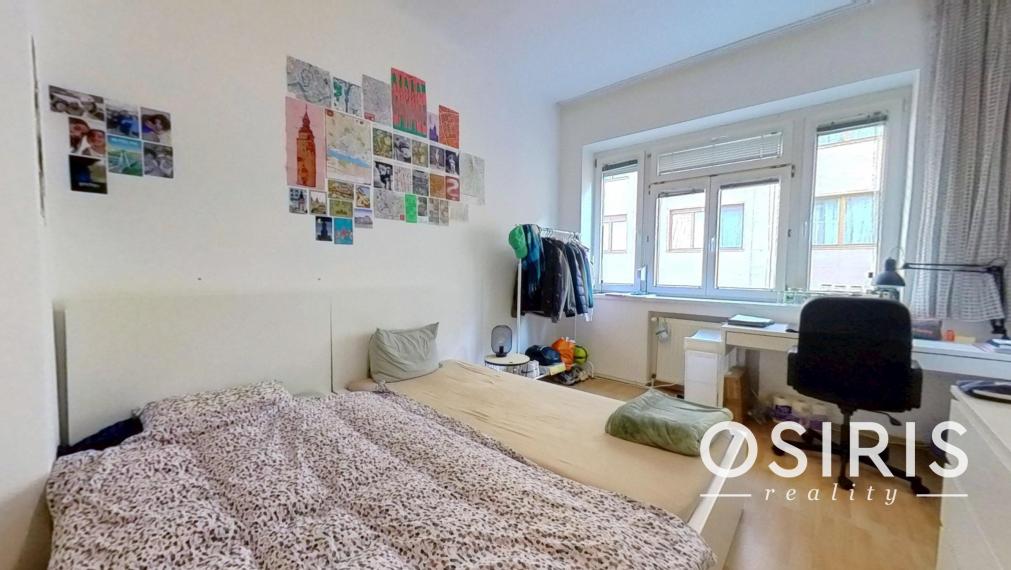 Klimatizovaný 4-izbový byt, v úplnom centre mesta, Laurinská ul.