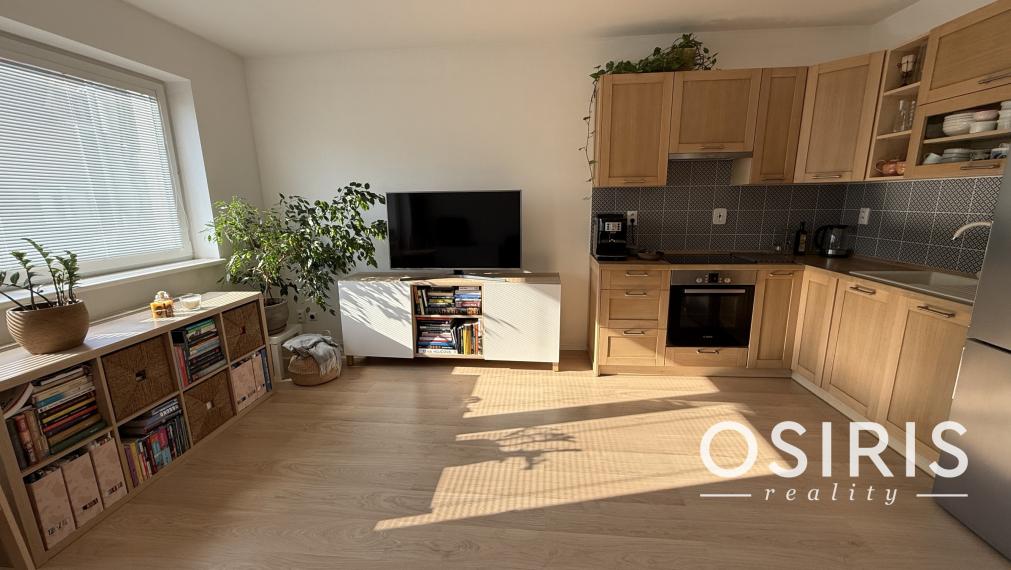 Slnečný 1i byt, tehlový byt. dom z r. 2007, Hrnčiarska ul.