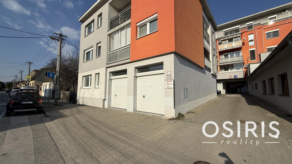 Slnečný 1i byt, tehlový byt. dom z r. 2007, Hrnčiarska ul.