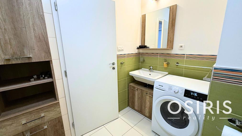 Klimatizovaný 1.5-izbový byt, parkovacie miesto, novostavba