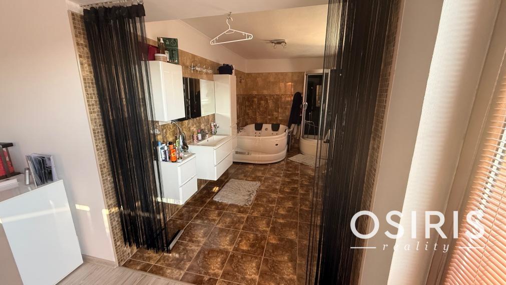 Samostatný 5i RD dvojpodlažný vo vyhľadávanej lokalite, Lisková