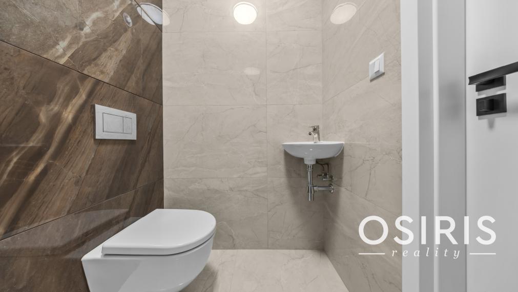 Priestranný 4 izbový byt, po kompletnej rekonštrukcii z r. 2026, Americká ul.