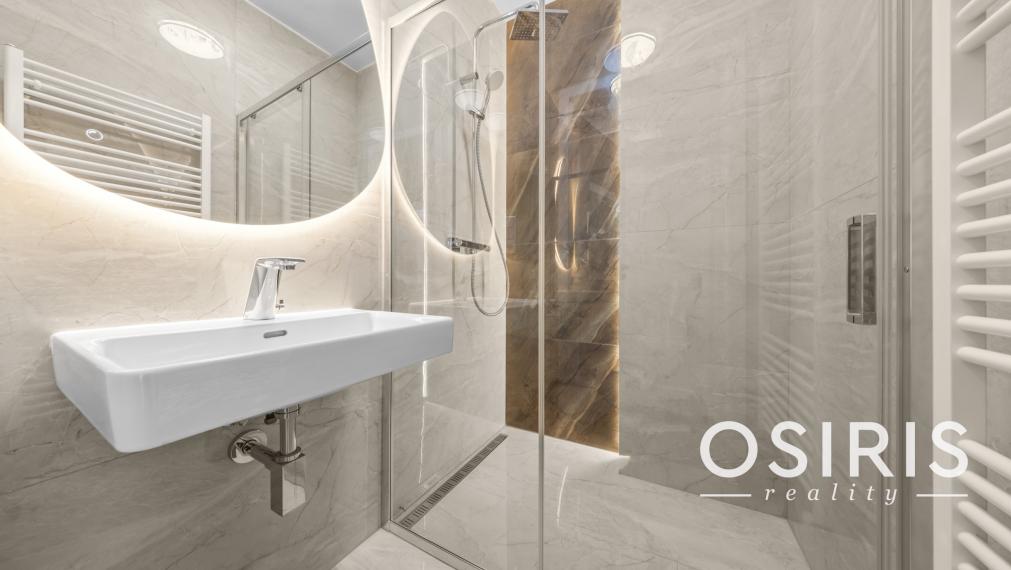 Priestranný 4 izbový byt, po kompletnej rekonštrukcii z r. 2026, Americká ul.