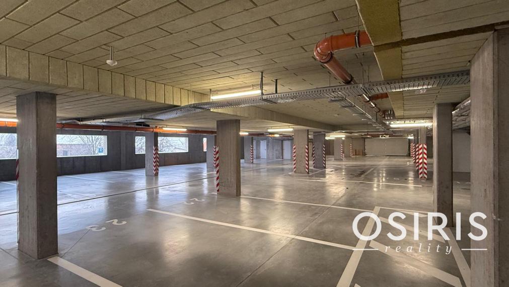 Skolaudované - 2 izb.byt s veľkým balkónom a krásnym výhľadom na Bratislavu