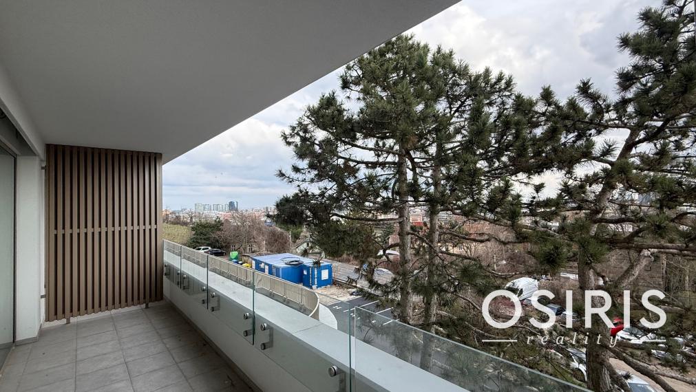 Skolaudované - krásny 3 izb. byt s veľkým balkónom v lukratívnej lokalite