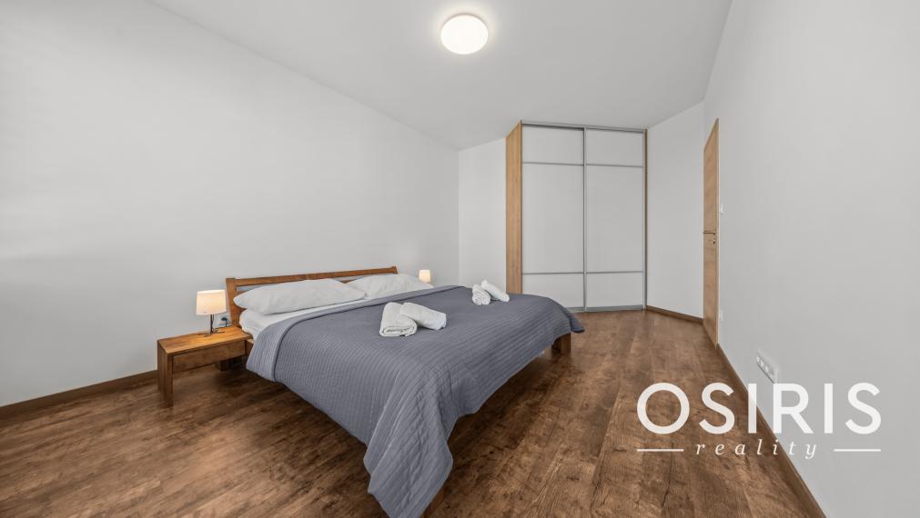 Klimatizovaný 2i byt s balkónom, novostavba 2019, parkovacie miesto