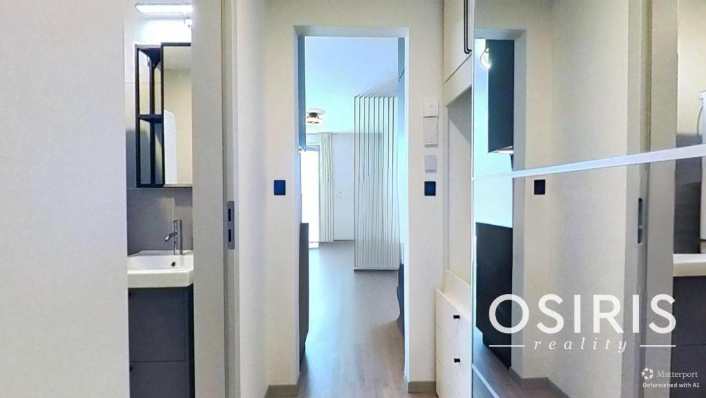 Klimatizovaný kancelársky priestor v Metropolise, 1x parkovanie