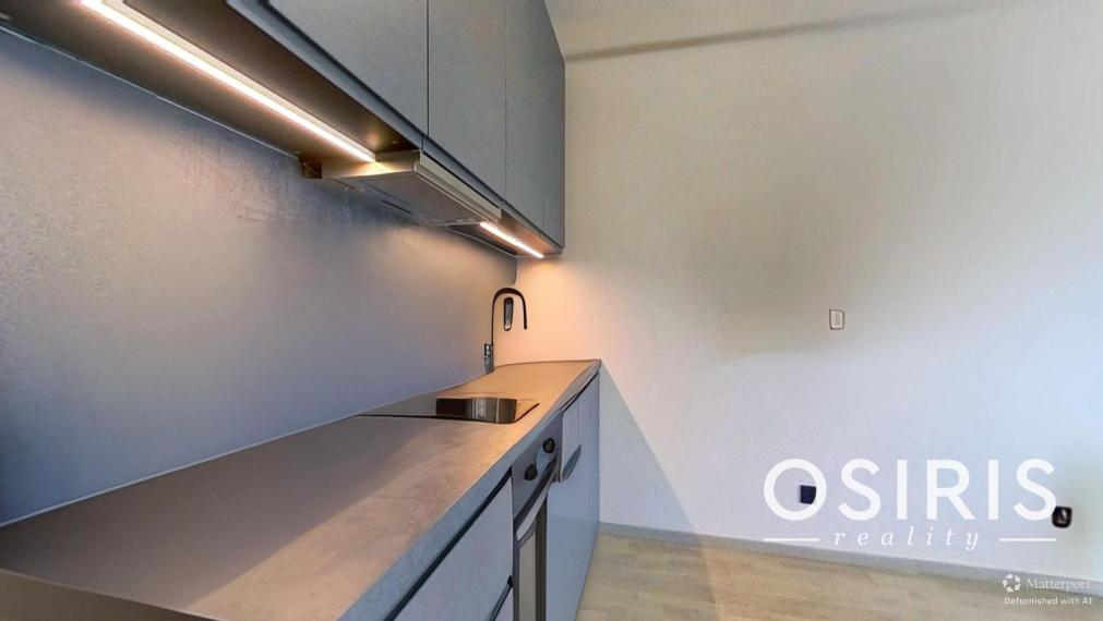 Klimatizovaný kancelársky priestor v Metropolise, 1x parkovanie