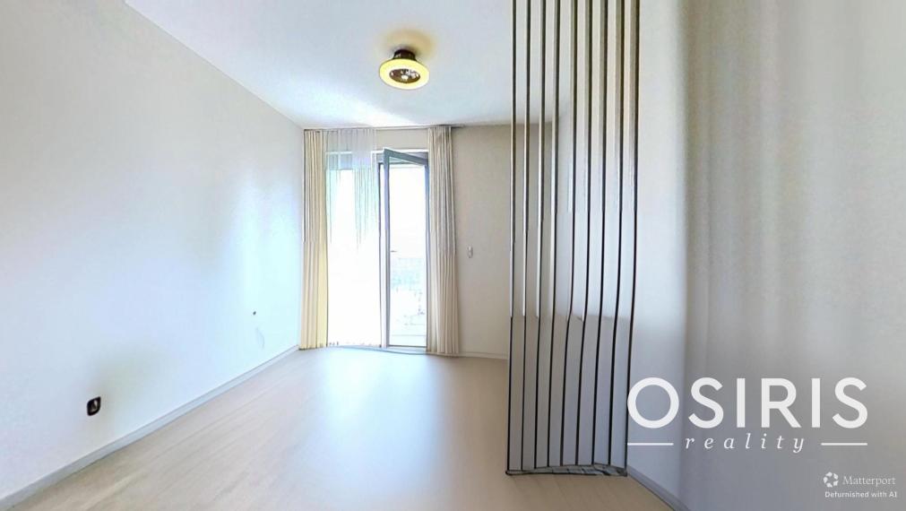 Klimatizovaný kancelársky priestor v Metropolise, 1x parkovanie