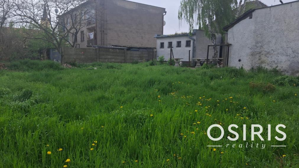 Rodinný dom na predaj v centre obce Košúty, vhodný na bývanie alebo podnikanie