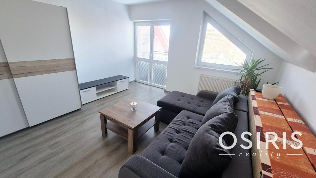 Na prenájom 4 izbový byt v rodinnom dome v Šamoríne