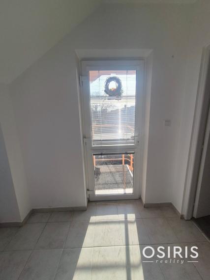 Na prenájom 4 izbový byt v rodinnom dome v Šamoríne