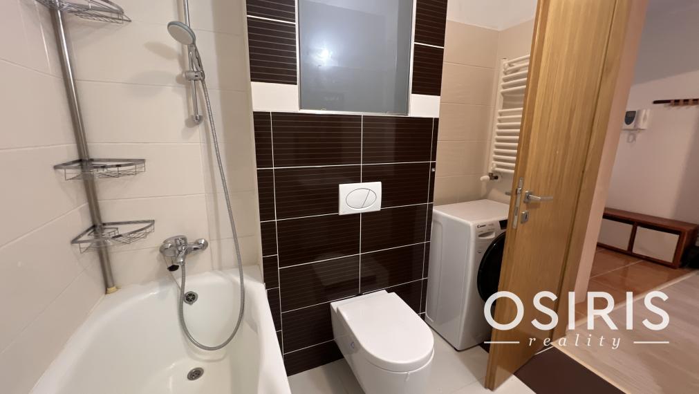 Na prenájom 2i byt s balkónom a parkovaním v novostavbe z r. 2015, Koliba